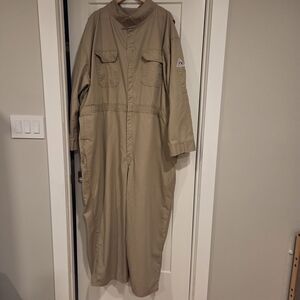 Bulwark Flame Resistant Coveralls 64SH Khaki Utility Workwear Arc Flash CAT 2